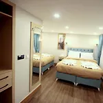 מלון Hira 3*