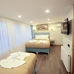 Hira מלון 3*