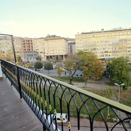 Hotell Hira 3*